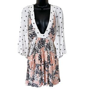 FREE PEOPLE Tallula White Print Kimono Sleeve Mini Dress Medium Neutral